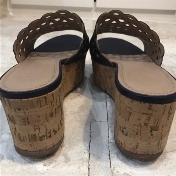 Tory Burch Dunn Sandals - Picture 2 of 8